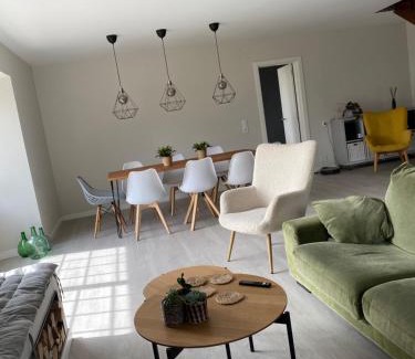 Tabagon Maison | Wonderfull house in O Rosal with optical fiber, Casa Tabagon