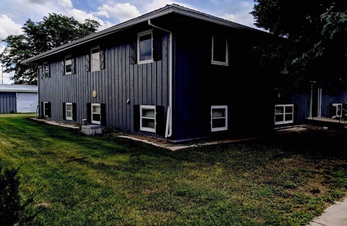 Pierre Appartement | Centrally Located on Pawnee - Apartment # 6