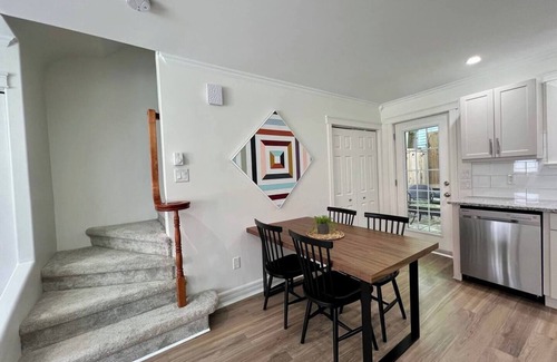 Downtown St. John's Maison | Wood House | King Bd | 2 Queens | Fire Pit