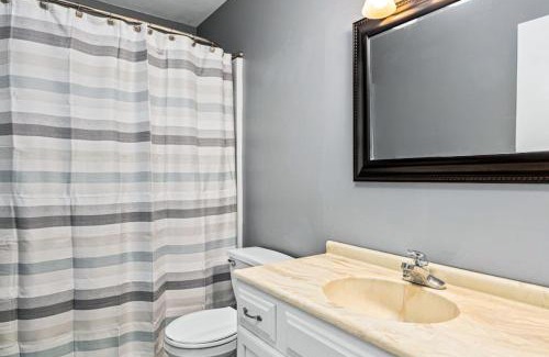 Sunnyland Maison | WOOD INN 2 Comfy 2BD close to DT Peoria