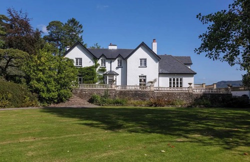 Llanhennock Maison | Woodbank, Entire home in Llanhennock. nn