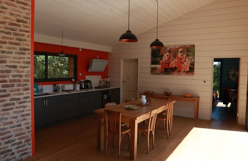 Valence-sur-Baise Maison | Maison en bois avec piscine et vue sur les collines du Gers