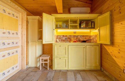San Brizio Appartement | Maisonnette en bois avec porche et jardin