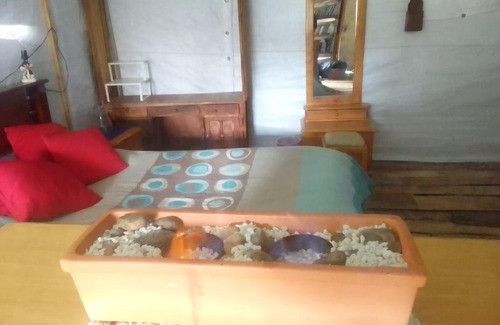 Guatavita Autre | Woodland cabin with breath-taking views