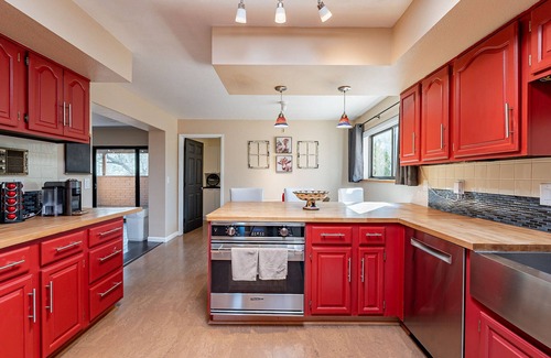 Bear Canyon Maison | Woodland Rd 1882 Historic 12-acre ranch, Resort landscape views up to 30 ppl