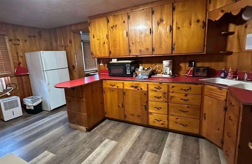 Alma Cabine | Woodland Retreat next to the Mississippi River