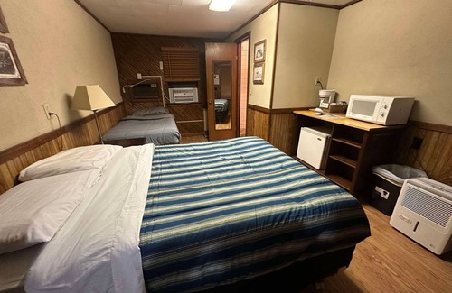Alma Hôtel | Woodlands Motel Retreat next to the Mississippi River