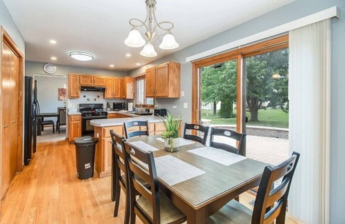 Woodridge Maison | Woodridge FHS Rental