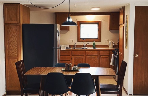 Woods Bay Maison | Woods Bay Get-A-Way! Public Lake Access