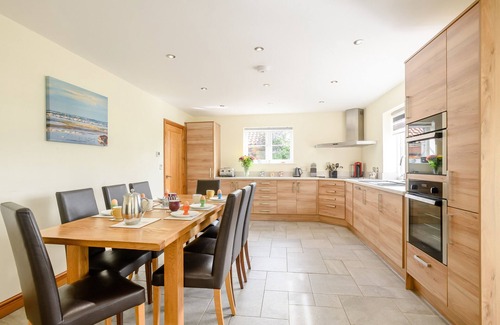 Aldborough Maison | Woodside - Cinq Chambres Maison, Couchages 10