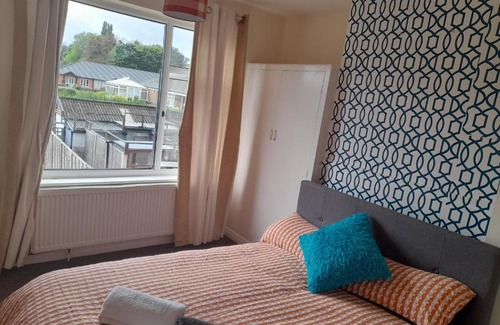 Bramcote Maison | Woodslets short stay rooms Nottingham