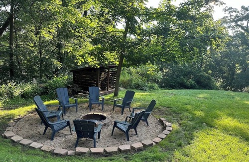 Apple River Cabine | Cabin Getaway-Apple Canyon Lake/Galena-Amenities