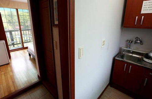 Jecheon Maison | Worak Pensionville Gauguin's House