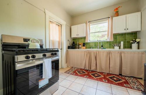 Rincon Heights Appartement | Work Desk- FirePit-Pool-Steps to UofA