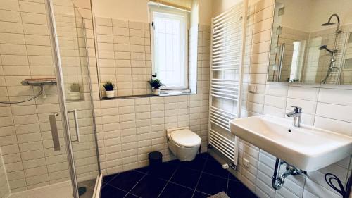 Blankenfelde-Mahlow Appartement | Work & Stay- vollausgestattet mit Garten & Parkplatz