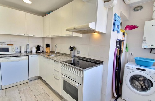 Son Armadams Appartement | Workaction in Son Armadams. 5' from Sta.Catalina. Quiet and safe. Close to STP