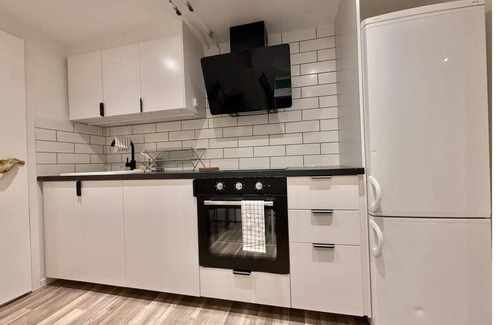 Gothenburg Appartement | Workers - 3BR - 2 Bath - Parking lot - All-inclusive