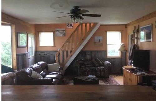 Augusta Maison | Working Cattle Ranch, Between Yellowstone and Glacier!