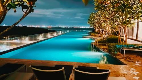 George Town Appartement | world premium apartment 3BR pool sea view netflix 14pax a27