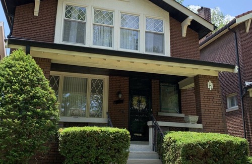 St. Louis Maison | World’s Fair Charm - Deux étages 3 ch