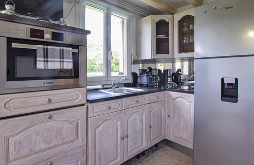 Le Theil-en-Auge Maison | Would you like to live like in a fairy tale? Then this extremely charming, family-friendly vacation