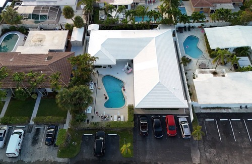 East Fort Lauderdale Appartement | Wow! Beautiful studio (walk to the beach) (2325-5)