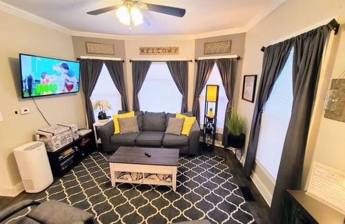 Vine Maison | Wow! - Downtown Kalamazoo - 3rd Floor Arcade!