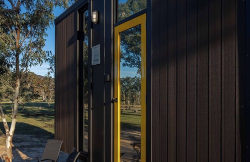 Warrenmang Maison | Wren at Sheltered Paddock by Tiny Away