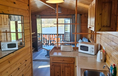 Smallburgh Location De Bateaux | Wroxham Broads Lodge Houseboat