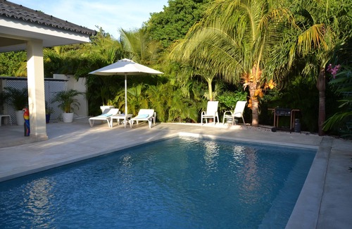 Willemstad Villa | Belle villa tropicale (120m2) avec piscine pour 2 personnes