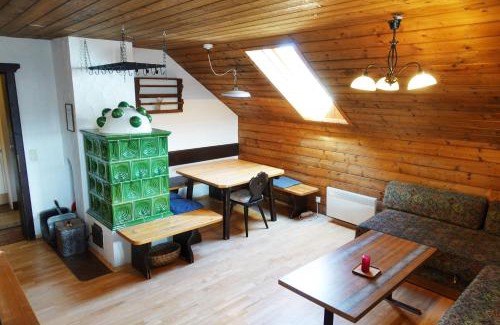 Sonnleitn Appartement | Wunderprächtiges Berghüttenerlebnis am Nassfeld