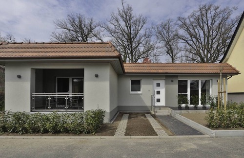 Nienhagen Appartement | Wunderschöne, Modern Ausgestattet 3 Zimmerwohnung mit Terrasse und Loggia Erwartet Sie - Direkt am Wunderschönen "gespensterwald"