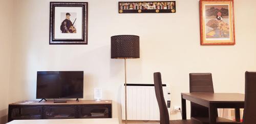 Leon Appartement | www Goyahospitales es Peñalba Parking incluido