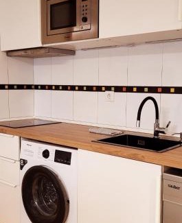 Leon Appartement | www Goyahospitales es Peñalba Parking incluido