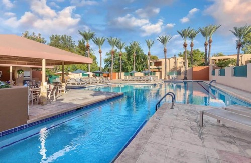 Paradise Valley Village Copropriété | Wyndham Orange Tree Resort |1BR/1BA King Bed Suite
