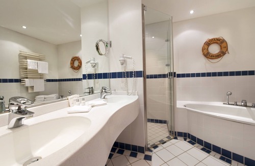 Stralsund Hôtel | Wyndham Stralsund HanseDom