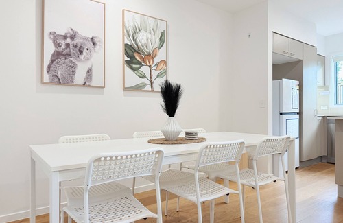 Wynnum West Maison | Wynnum West Oasis Retreat 5 Beds villa
