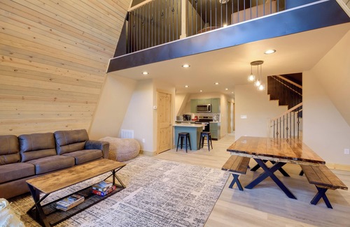 Wytheville Cabine | Wytheville A-Frame Cabin w/ Wraparound Deck