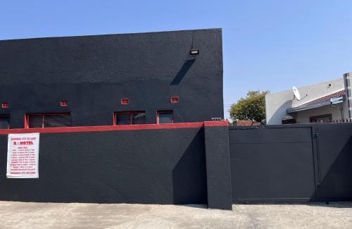 Polokwane Appartement | X-Motel Seshego