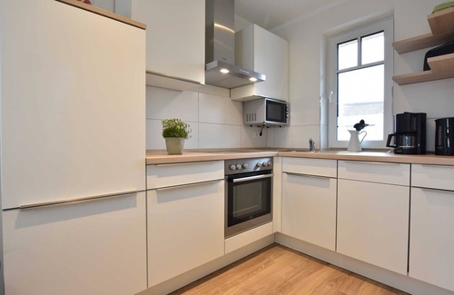 Bastorf Appartement | XL 8-room vacation home with fireplace (max. 11 people) - L7 Holiday home Strandhafer