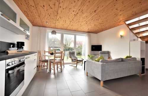 Rethwisch Appartement | XL Baltic Sea vacation home B&S with terrace and garden - Baltic Sea vacation home B&S with terrace and garden OFC