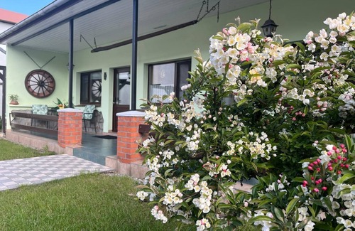 Neubukow Appartement | Xl-bungalow Links & Rechts - Bungalow am Hellbach im Ostseeland - XL