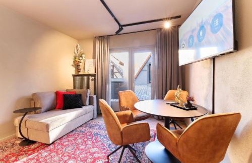 Ottensoos Appartement | XZLLENZ Küche Bad S-Bahn Parken Smart-TV Wellbeing
