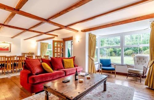 Castlemorris Maison | Y Gwesty Bach