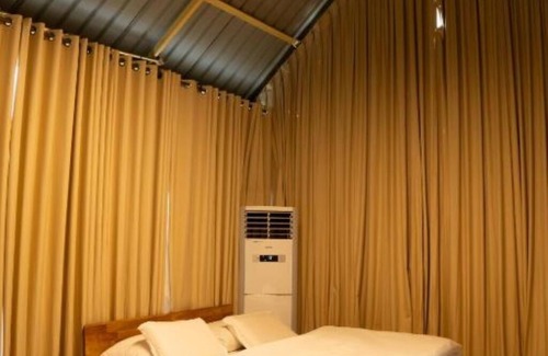 Mannarkkad Maison | Yanai at Anai - Private Pool & Private Cook