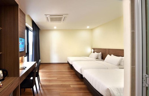 Bandar Baru Permas Jaya Hôtel | YANGTZE HOTEL 长江酒店