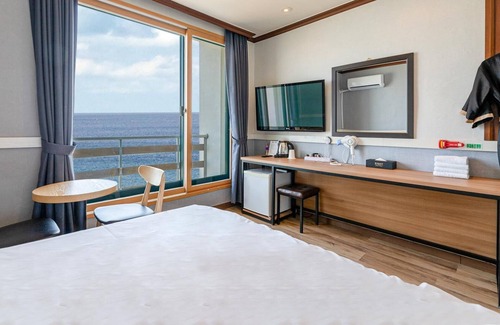 Sokcho Maison | Yangyang Eight