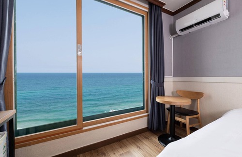 Sokcho Maison | Yangyang Eight