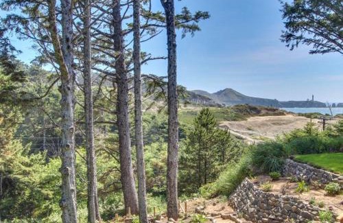 Agate Beach Maison | Yaquina Lighthouse View Beach Home