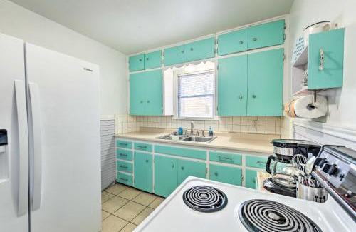 Temple Maison | Yard with BBQ Pit Getaway Near Dtwn Temple!